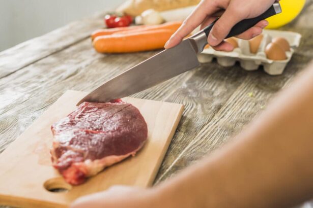 Cercetare surprinzătoare: Consumul de carne ar putea avea efecte protective împotriva cancerului și nu este asociat cu un risc crescut de deces.