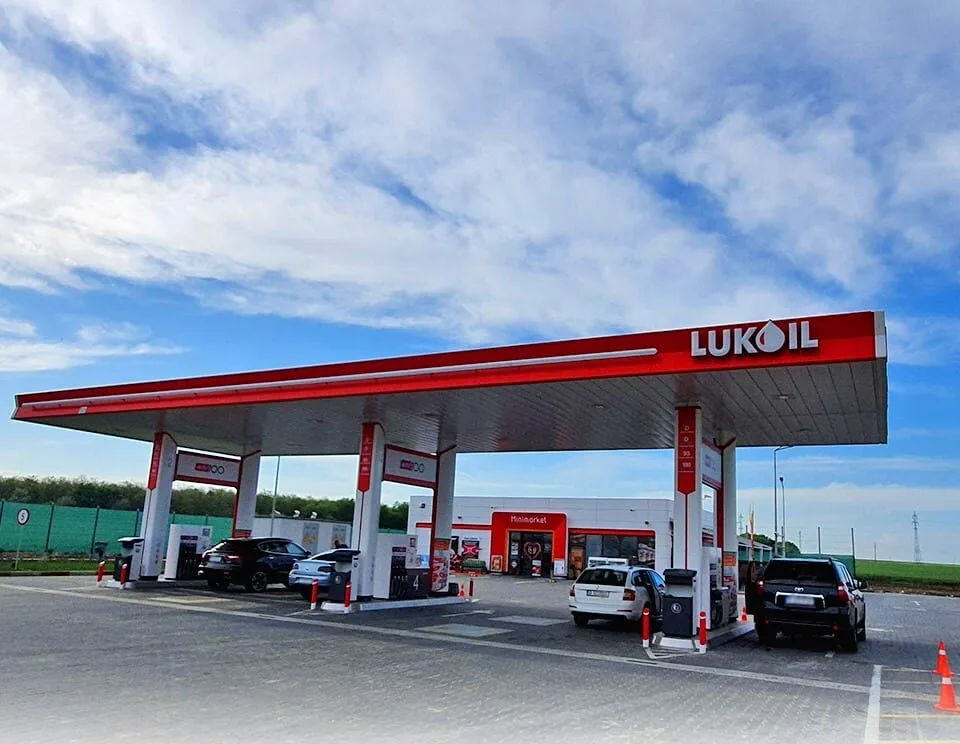 Franța și Germania activează sancțiunile severe: Lukoil, flota „fantomă” și comercianții de petrol, sub lupa Uniunii Europene