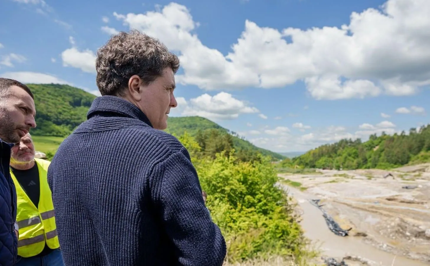 Nicușor Dan solicită premierului interimar să trimită Corpul de Control la Salina Praid pentru a identifica răspunzătorii.