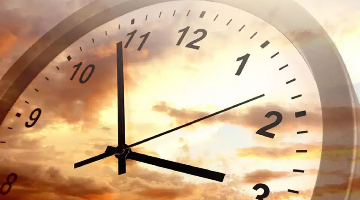 Renunțarea la ora de vară: o soluție inovatoare pentru diminuarea riscurilor de AVC și obezitate, conform unui nou studiu