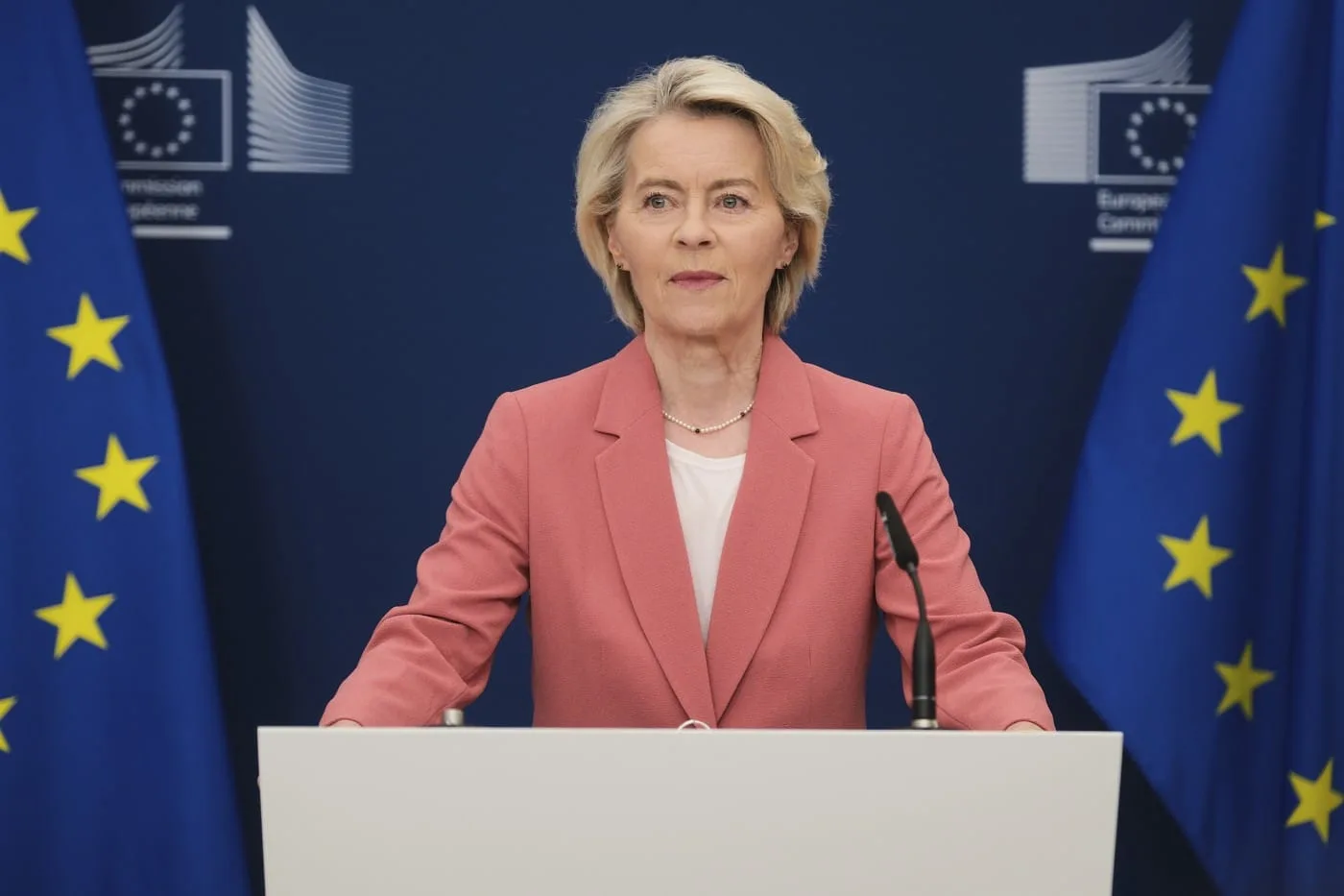 Ursula von der Leyen a efectuat o aterizare de urgență în urma unor suspiciuni de atac din partea Rusiei!