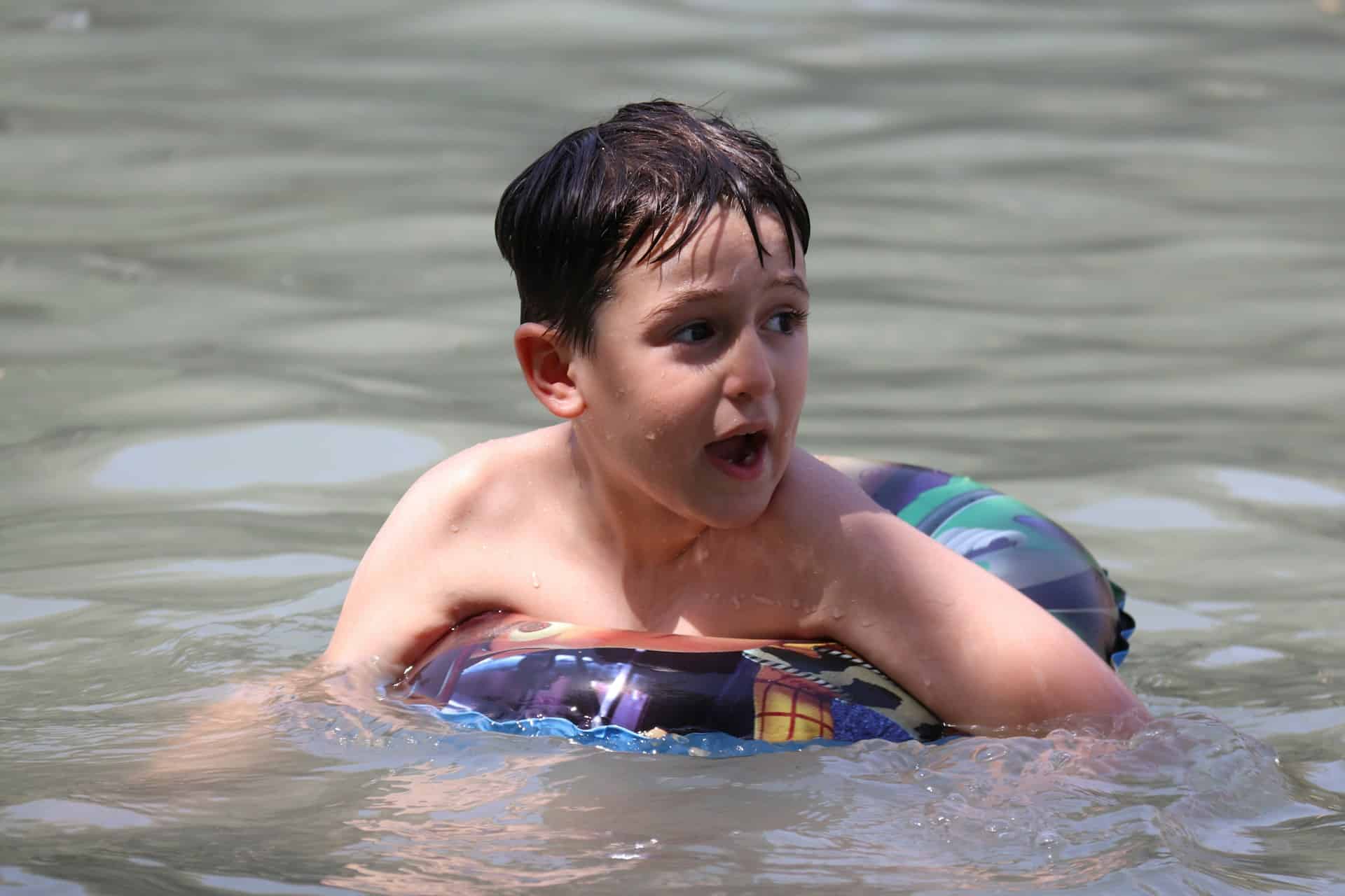 Atenționare din partea UNICEF: Crește numărul copiilor din România afectați de obezitate