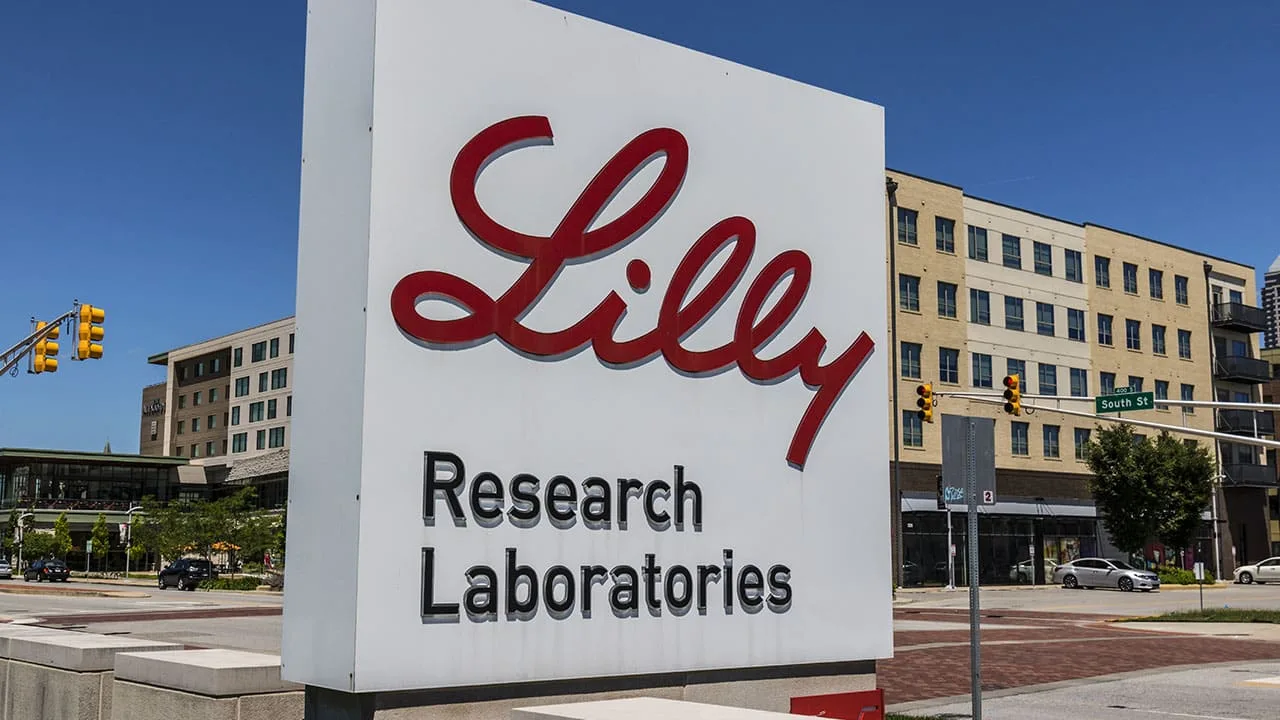 Eli Lilly își ajustează estimările financiare anuale în urma rezultatelor surprinzătoare, grație performanțelor remarcabile ale Zepbound și Mounjaro.