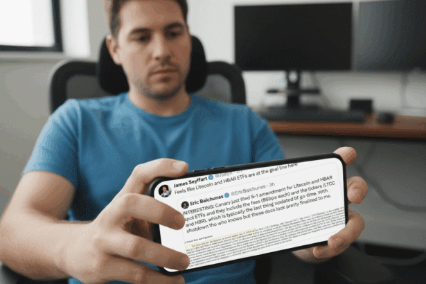 ETF-urile Litecoin și HBAR de la Canary, pe cale să fie aprobate după suspendare