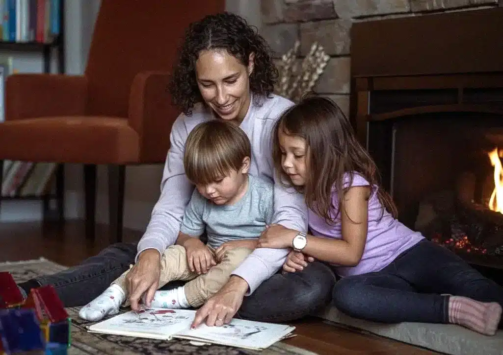 Ce nu trebuie să arzi în sobă pe timpul iernii și ce pericol insidios te poate surprinde