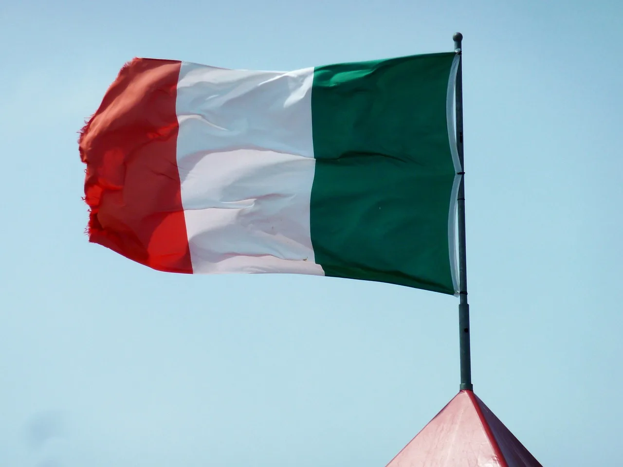 Italia confruntă o nouă etapă de tensiune: Două greve naționale consecutive amplifică presiunea asupra executivului.