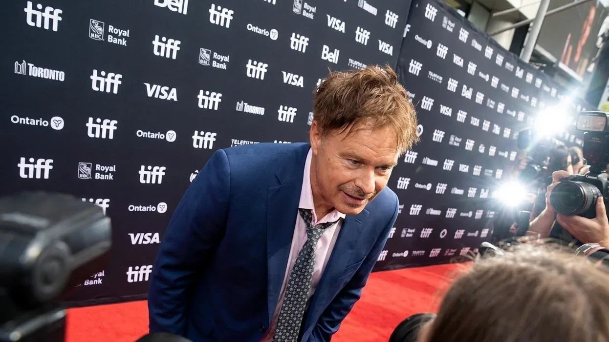 S-a aflat ce l-a ucis pe actorul din Melrose Place. Adevarul oficial e complet neasteptat