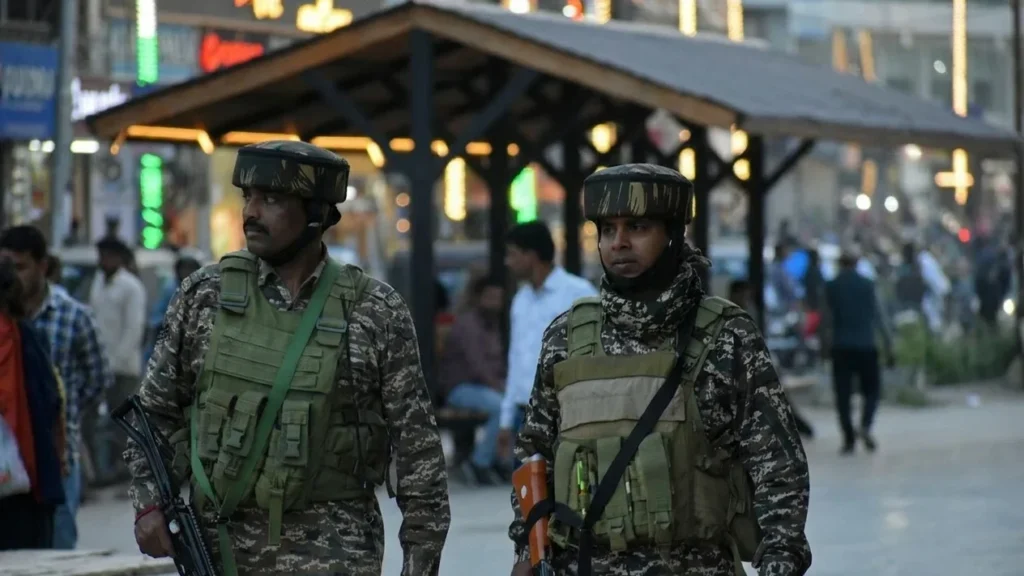 Tensiune maxima intre doua puteri nucleare. Pakistanul ameninta India cu un raspuns devastator