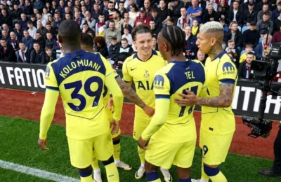 Tottenham câștigă un meci de foc. Ce urmează pentru Radu Drăgușin în lupta pentru supraviețuire