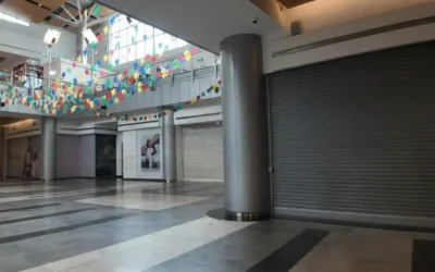 Imagini apocaliptice dintr-un mall din Moscova. Cifrele care arată prăbușirea economiei lui Putin