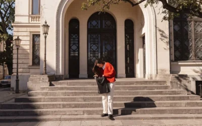 Avertisment pentru romanii care uita des. Semnele care te trimit direct la neurolog