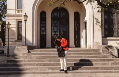 Avertisment pentru romanii care uita des. Semnele care te trimit direct la neurolog