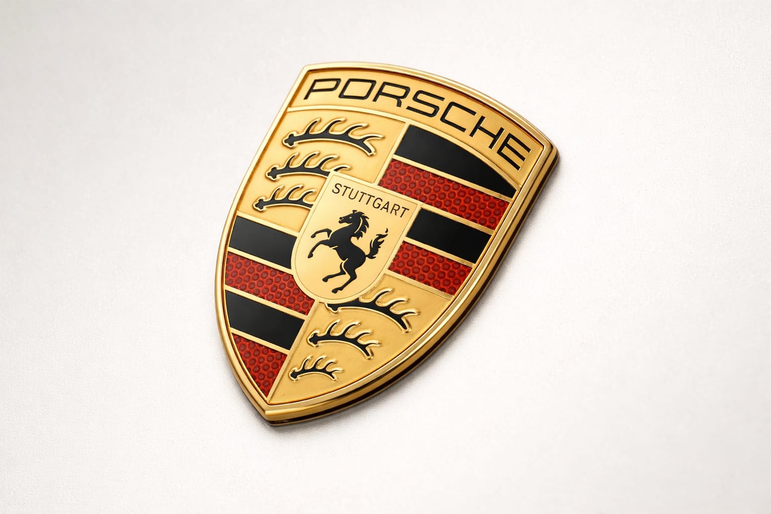 Porsche a ieșit pe primul loc în studiul JD Power cu 138 de probleme la 100 de vehicule