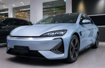 BYD produce exclusiv modele electrice și plug in hybrid din martie 2022