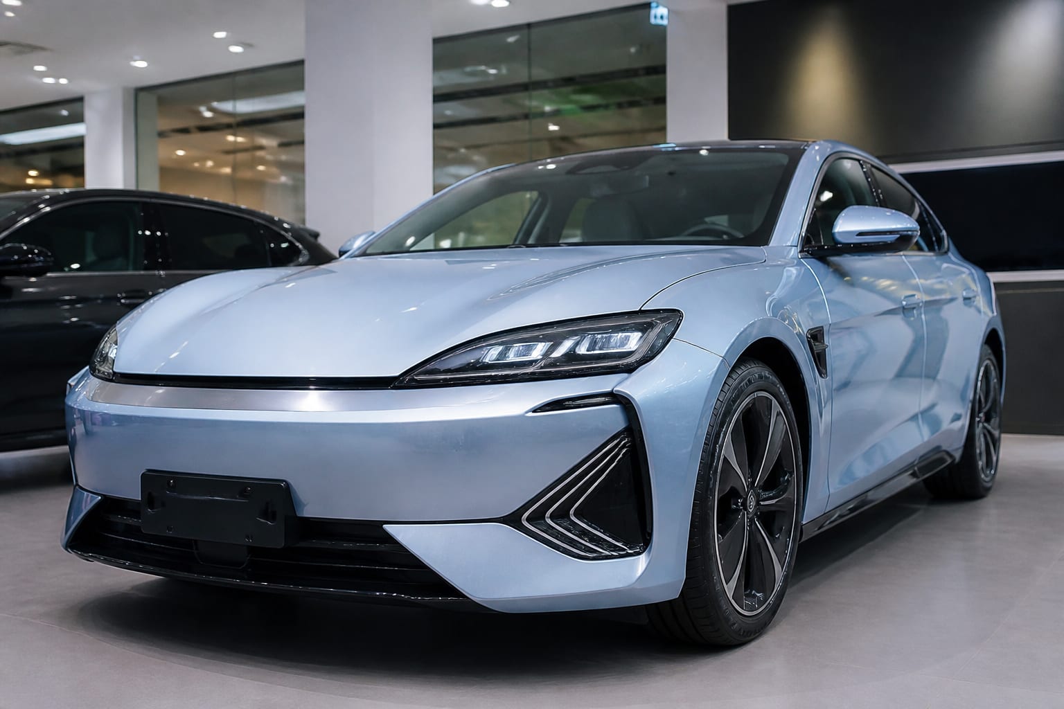 BYD produce exclusiv modele electrice și plug in hybrid din martie 2022