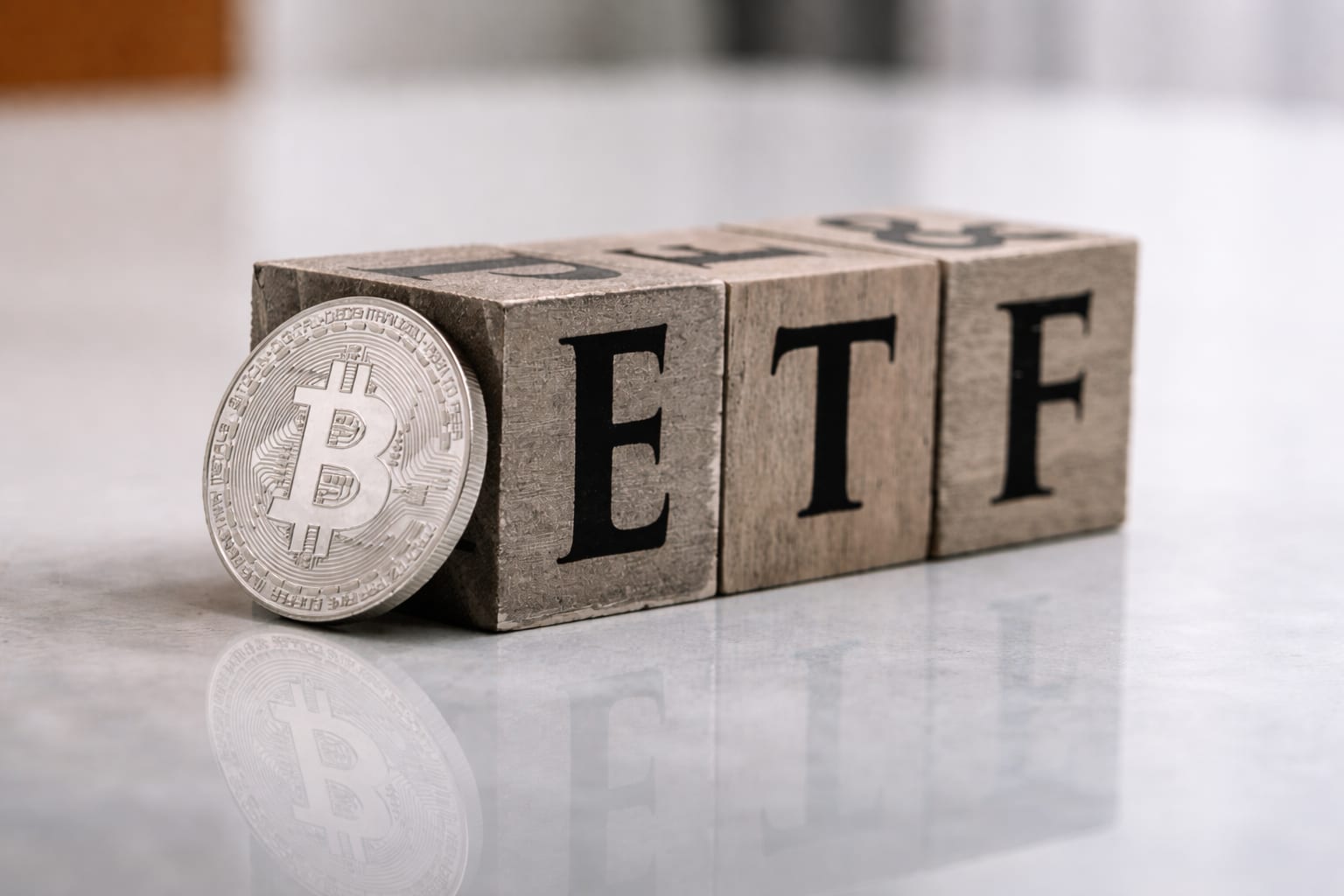 ETF-urile de Bitcoin au atras 2,8 miliarde de dolari în opt zile, iar prețul a depășit 80.000 de dolari