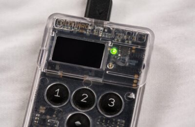 O vulnerabilitate în portofelele Coldcard a permis mutarea a 1000 de Bitcoin