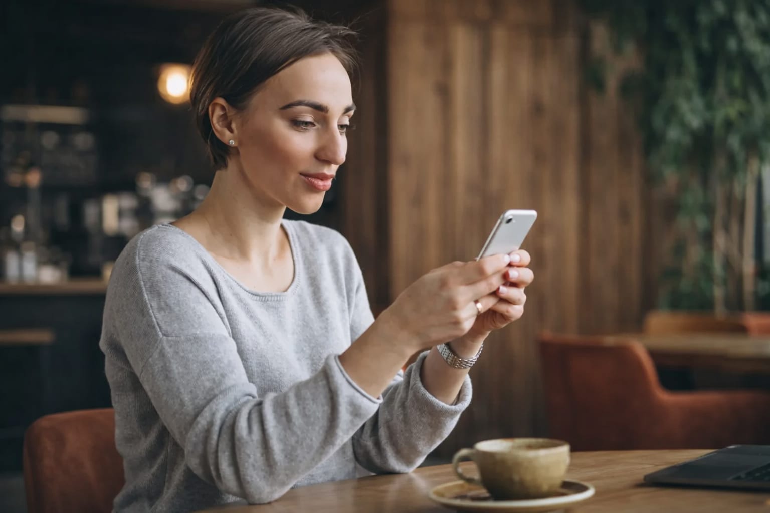 Un nou malware pentru Android fură date bancare chiar și de pe telefoane fără internet