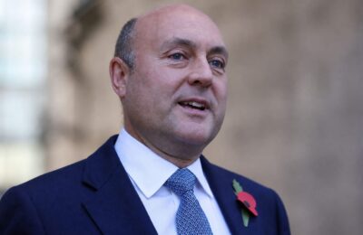 Andrew Griffith cere Labour să nu mărească taxele la buget și anunță o taskforce pentru firmele mici