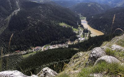 Guvernul aprobă exproprieri pentru Lacul Roșu. Investiția ajunge la 42.531.670,71 lei