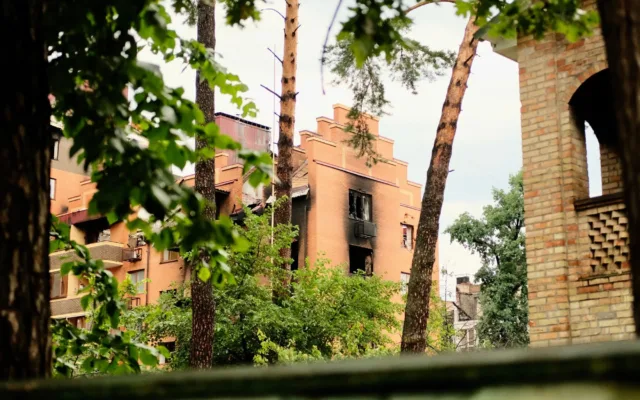 Bloc afectat de incendiu